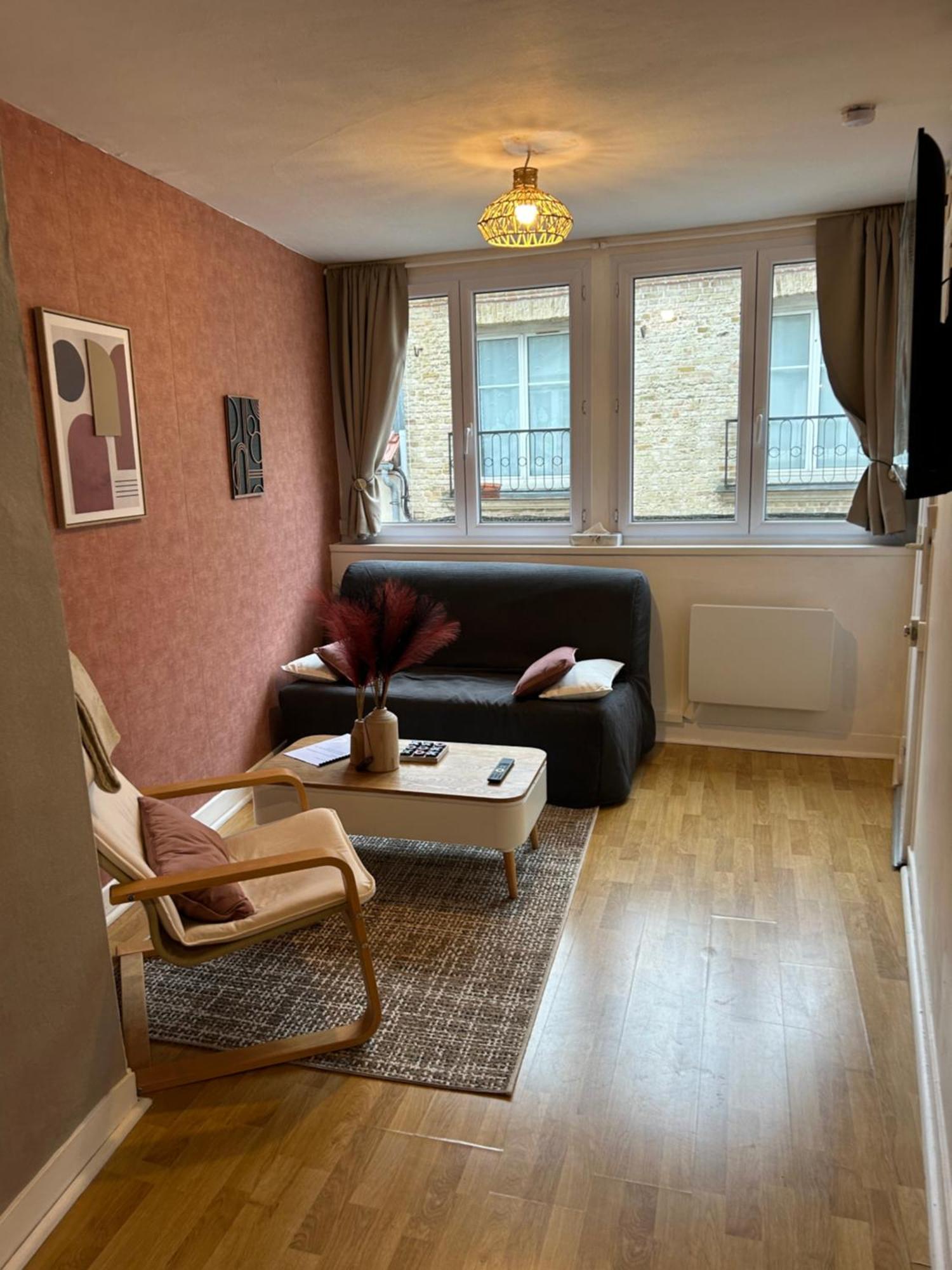 Dieppe F2 Pour 4 Personnes Emplacement Ideal 2 Min A Pied De La Plage Et Des Boutiques Exterior photo